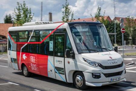 mestni bus 2025