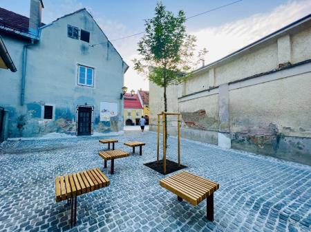 Revitalizacija Stare steklarske in Vrazovega trga s pripadajočimi ulicami